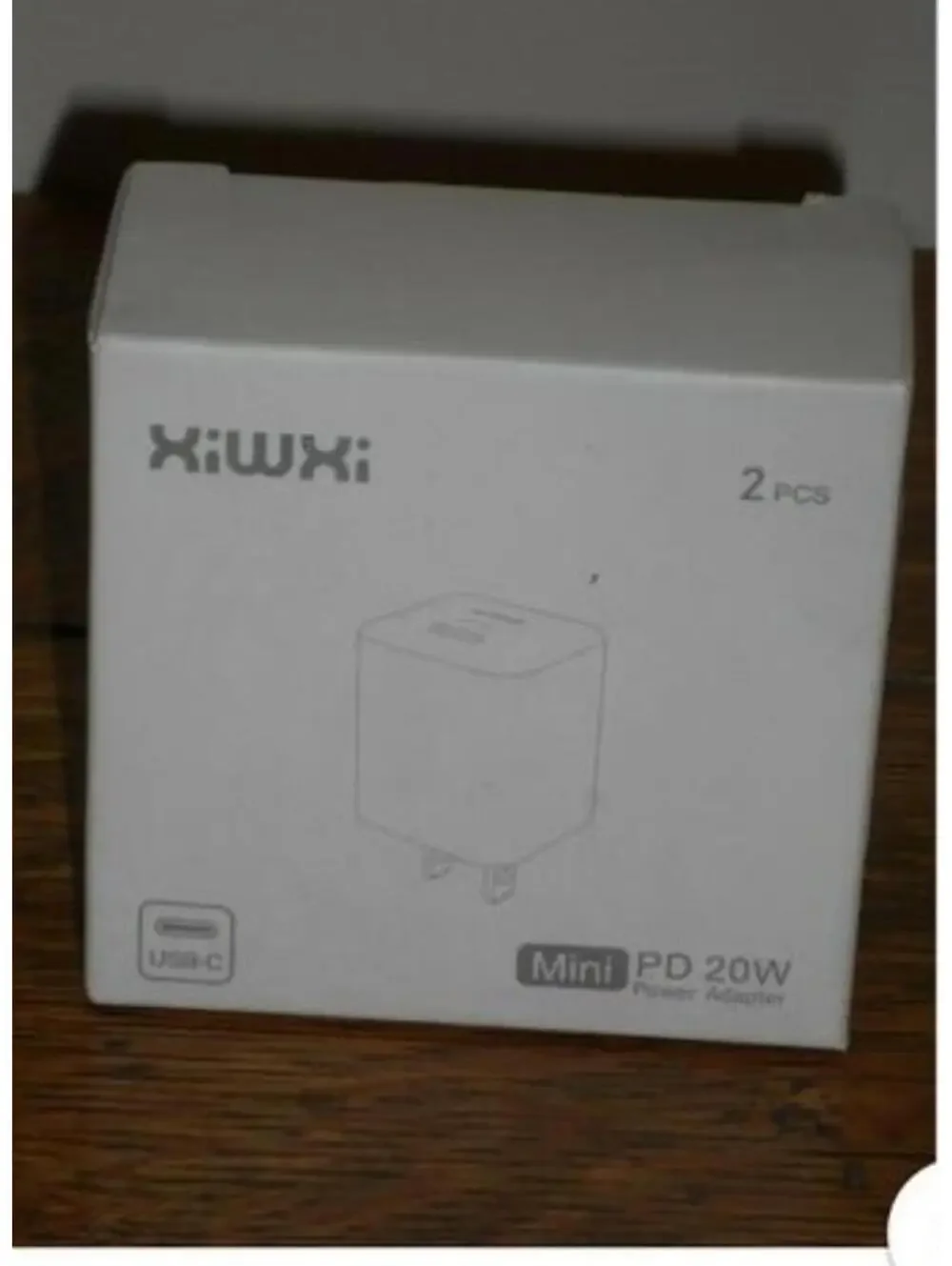 Xiwi USB-C Charger 2 Pack Mini PD 20 Watt Input 100-240v 50/60Hz